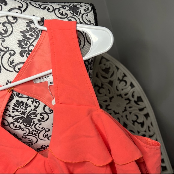 Trina Turk Cold Shoulder Ruffle Trouser Josephine Coral Jumpsuit Size 12 NWT - Picture 4 of 16